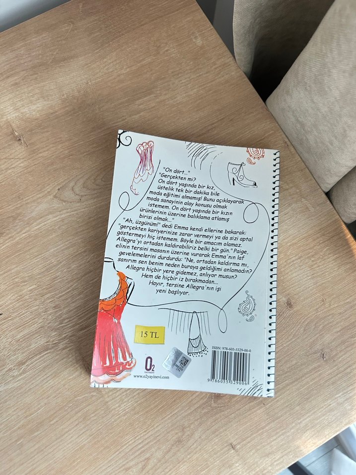 Kim Bu Gizemli Modacı - Olivia Bennett - Görsel 3