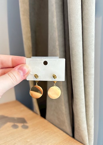 Mini Altın Boncuklu Kadın Küpe - Görsel 6