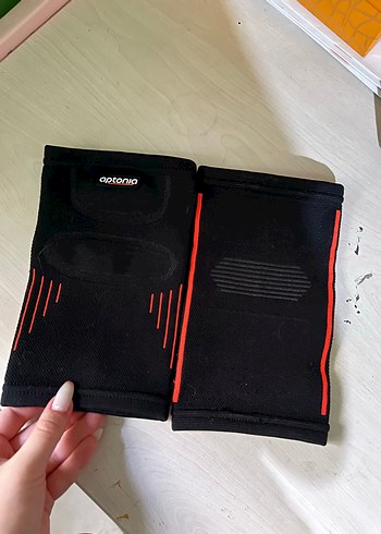 Beden Renk Siyah Elastik Diz Koruyucu