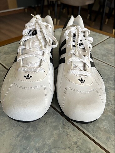 Adidas Adidas