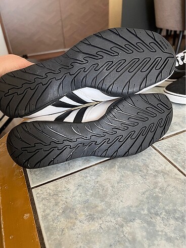 38,5 Beden beyaz Renk Adidas