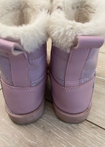 LC Waikiki Kız Çocuk Mor Kürklü Bot