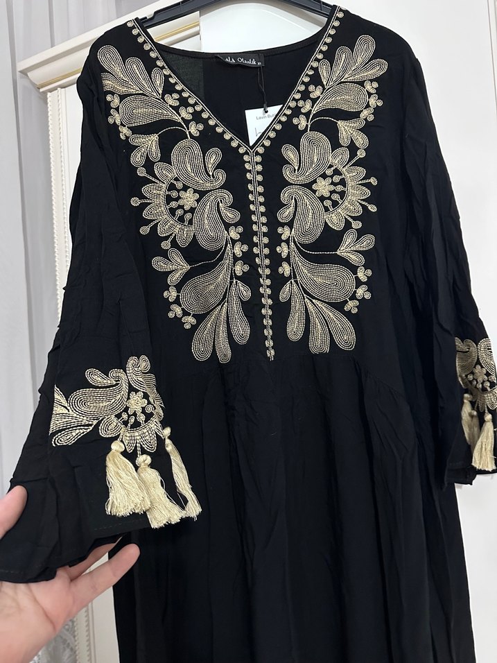 Nakışlı Püsküllü Siyah Bohem Uzun Elbise - Görsel 3