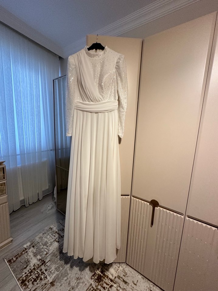 Uzun Kollu Beyaz A Kesim Tesettür Gelinlik - Görsel 2