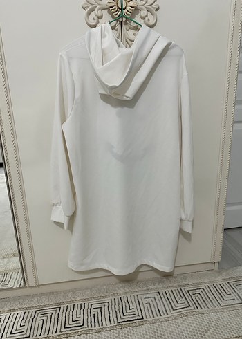 Kadın Beyaz Kapüşonlu Uzun Kollu Sweatshirt - Görsel 3