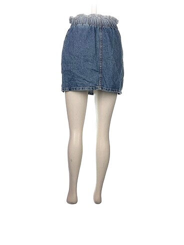 s Beden Bershka Mini Etek %70 İndirimli.