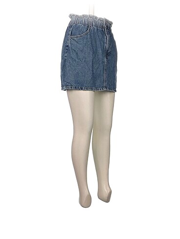 Bershka Bershka Mini Etek %70 İndirimli.