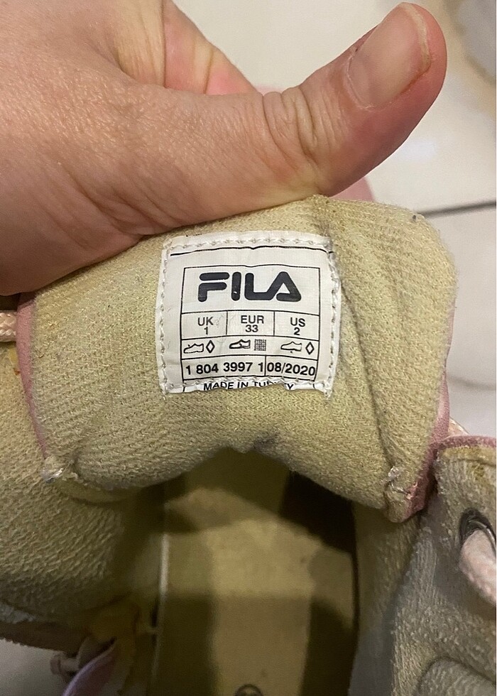 Ürün temiz sadece çok ufak bir sorun gözüküyor beyaz gibi bi aşı - Görsel 4