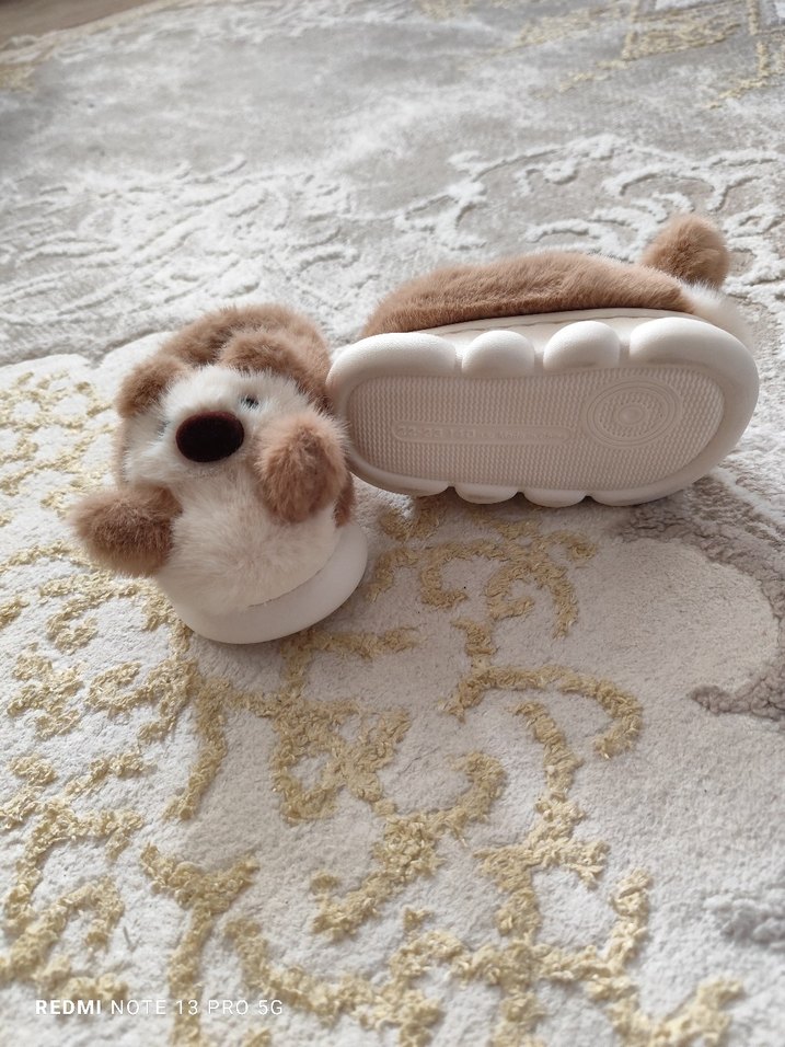 Kız Çocukları İçin Kahverengi Kürklü Sıcak Terlik - Görsel 5