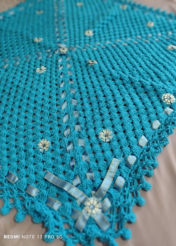 Nakışlı Turkuaz Örgü Çocuk Battaniyesi - Görsel 2