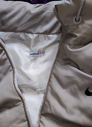 l Beden Nike Şişme yelek
