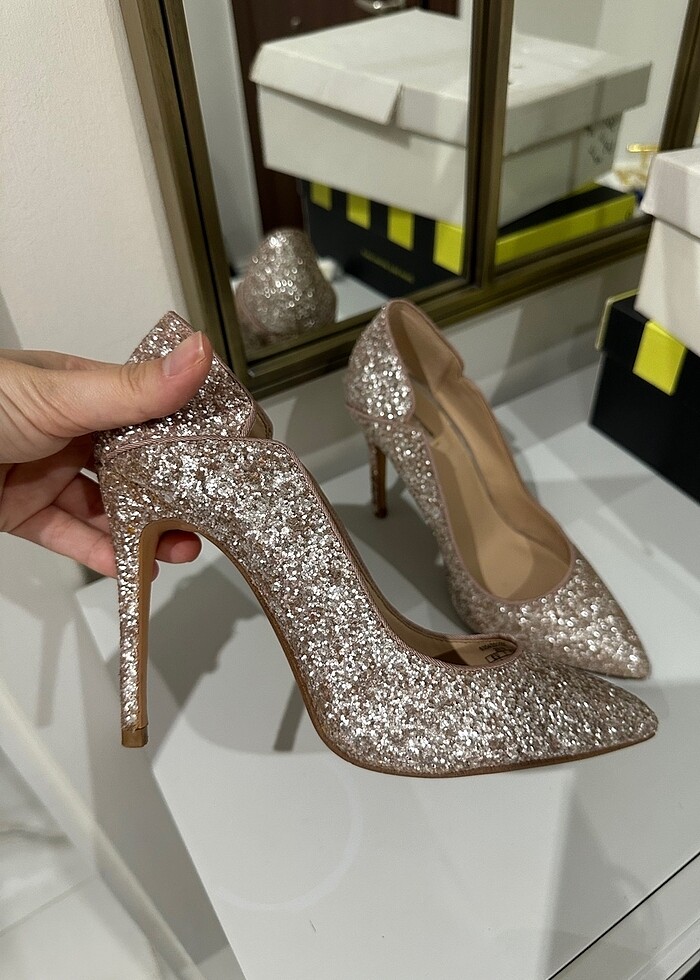 Bershka stiletto - Görsel 2