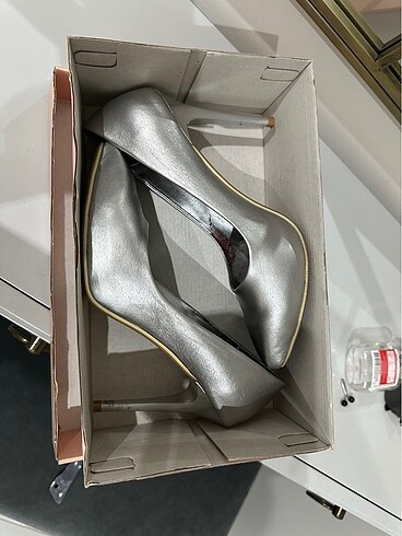 Gri stiletto - Görsel 6