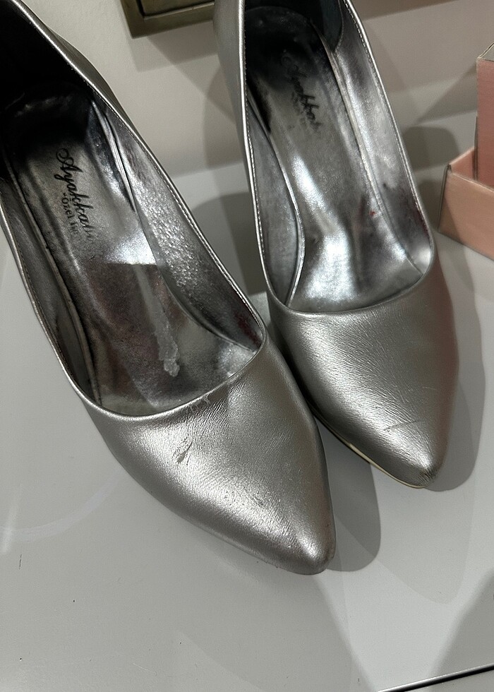 Gri stiletto - Görsel 4