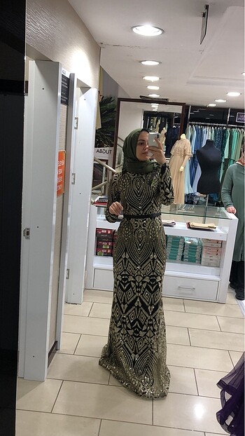 Gold simli abiye - Görsel 5