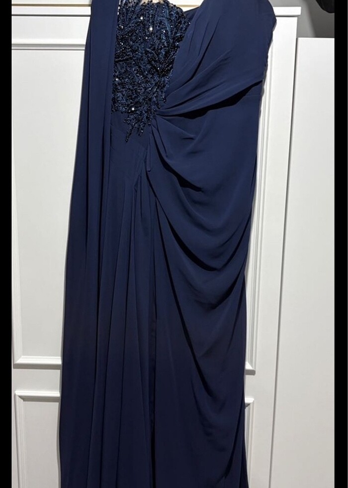 Lacivert abiye - Görsel 3