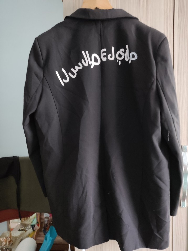 Siyah Baskılı Düğmeli Midi Hamile Ceketi - Görsel 2