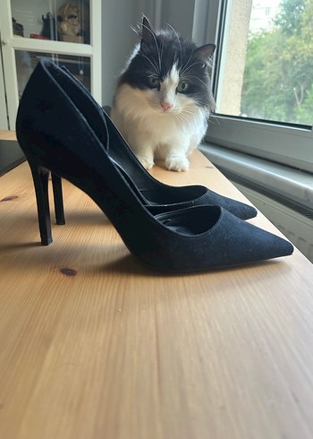37 Beden siyah Renk Mango stiletto