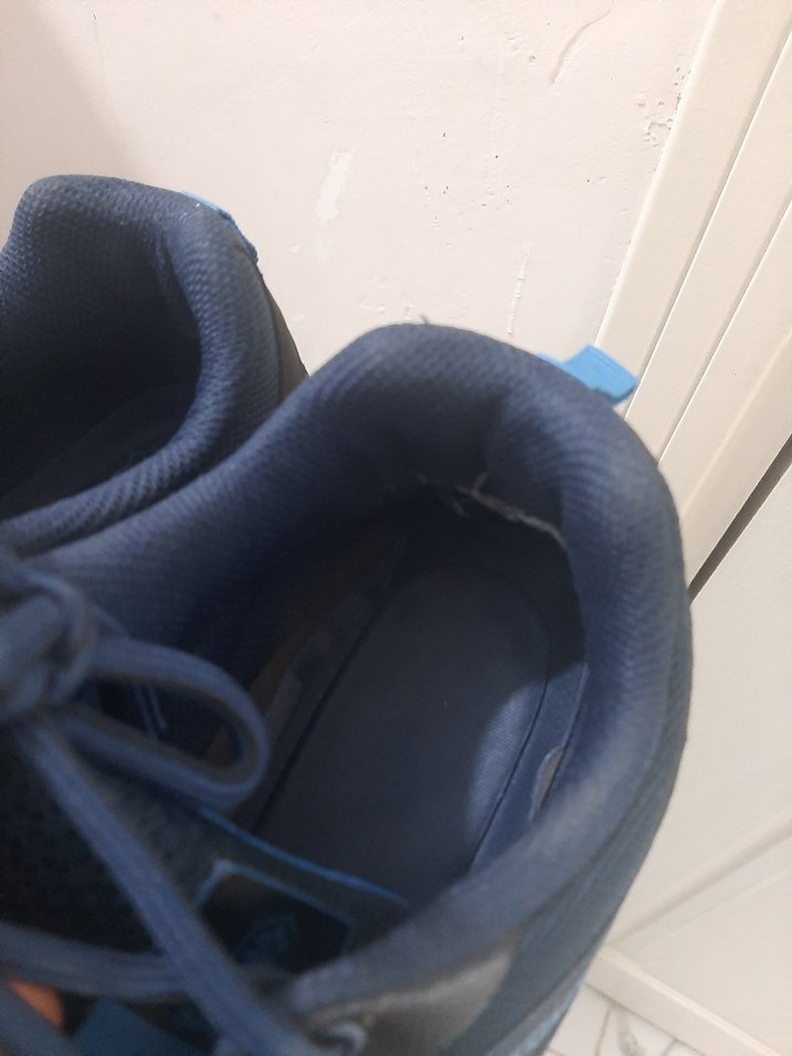 Gri ve Mavi Erkek Ayakkabı Bağı - Görsel 4