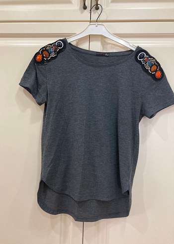 Topshop Nakışlı Düğmeli Gri Kısa Kollu Tişört