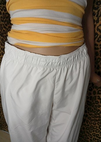 Adidas Beyaz Rahat Kesim Midi Kadın Pantolon - Görsel 3