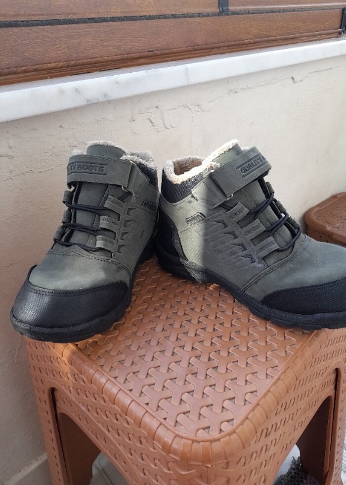 Erkek çocuk bot - Görsel 4