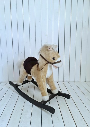 Açık Kahverengi Peluş Sallanan At