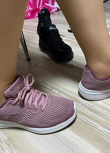 Skechers bayan spor ayakkabı