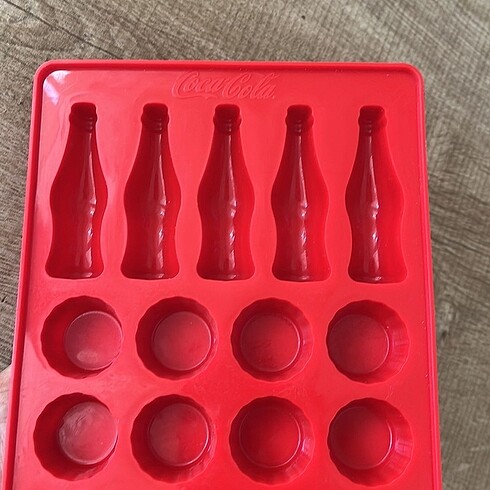 Beden Coca cola buzluk
