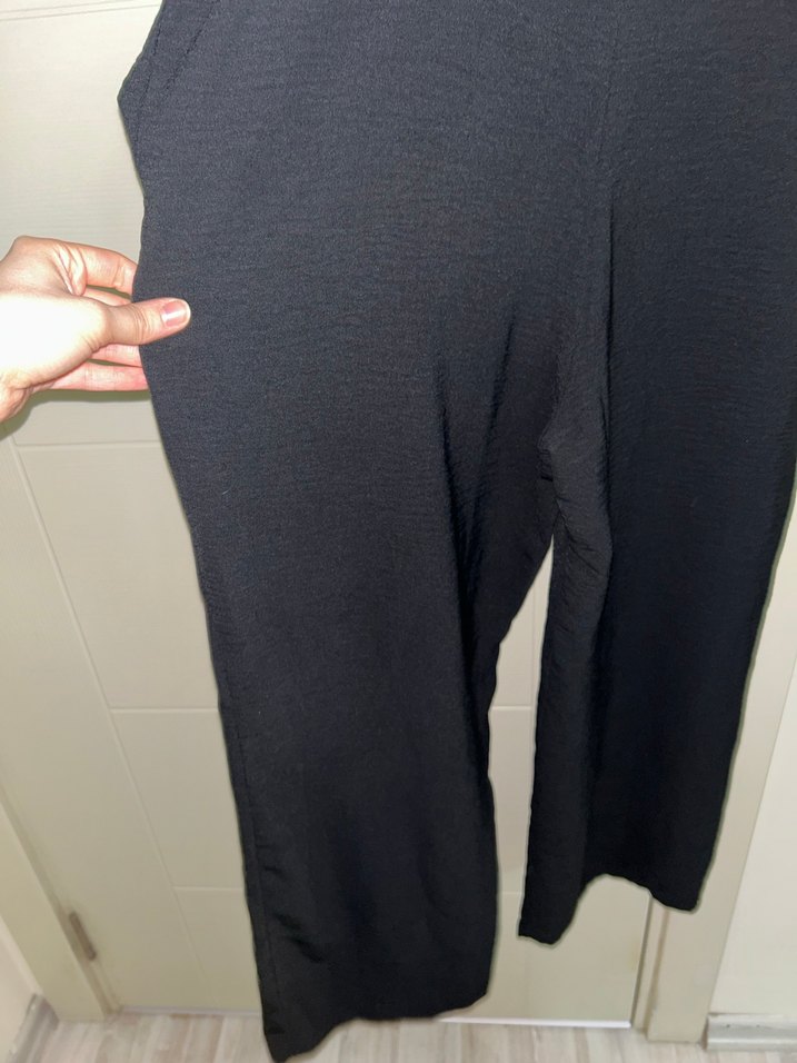 Siyah askılı tulum - Görsel 2