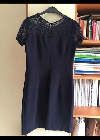 Dantel Detaylı Lacivert Midi Elbise - Görsel 2