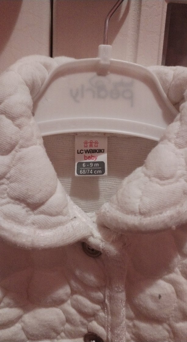 Kız Çocuk Beyaz Düğmeli Yelek - Görsel 2