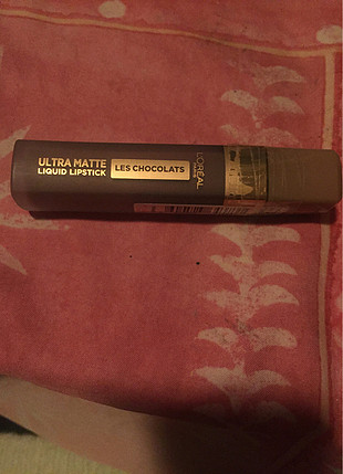 Loreal 24 saat kalici ruj