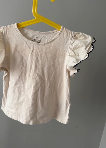 Kız Çocuk Beyaz Fırfırlı Kısa Kollu Tişört - Görsel 2