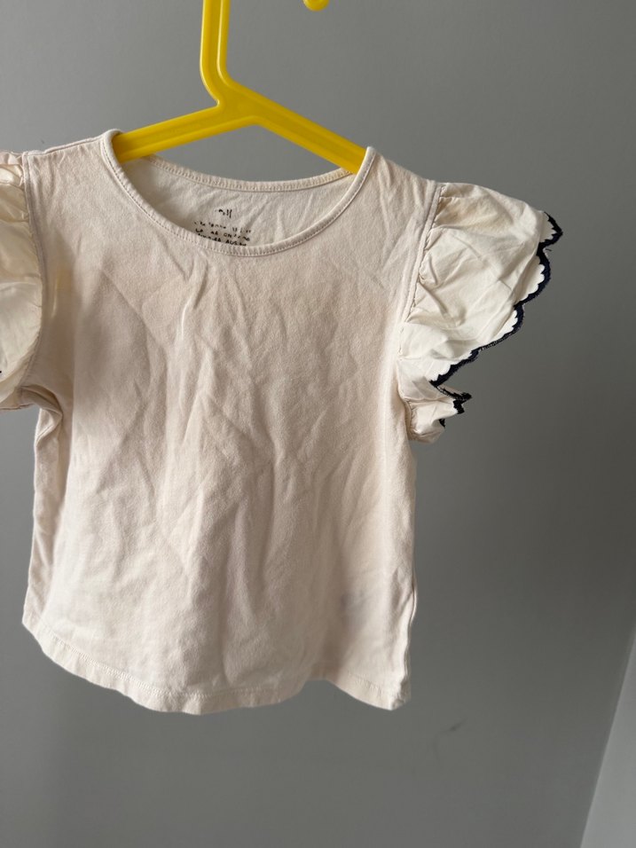 Kız Çocuk Beyaz Fırfırlı Kısa Kollu Tişört - Görsel 2