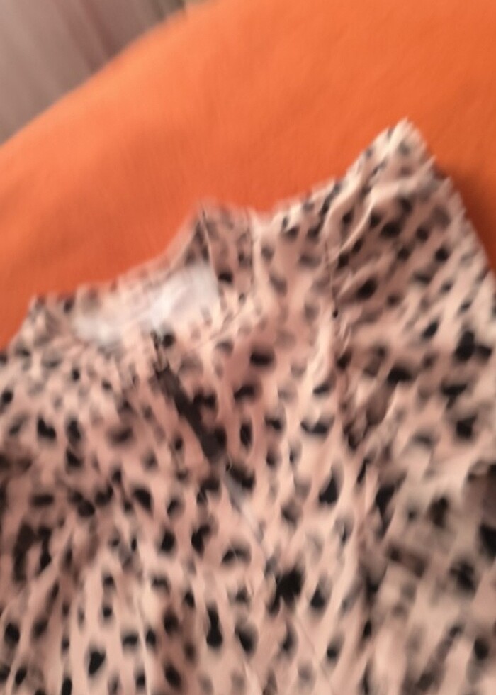 Leopar desenli bluz - Görsel 2