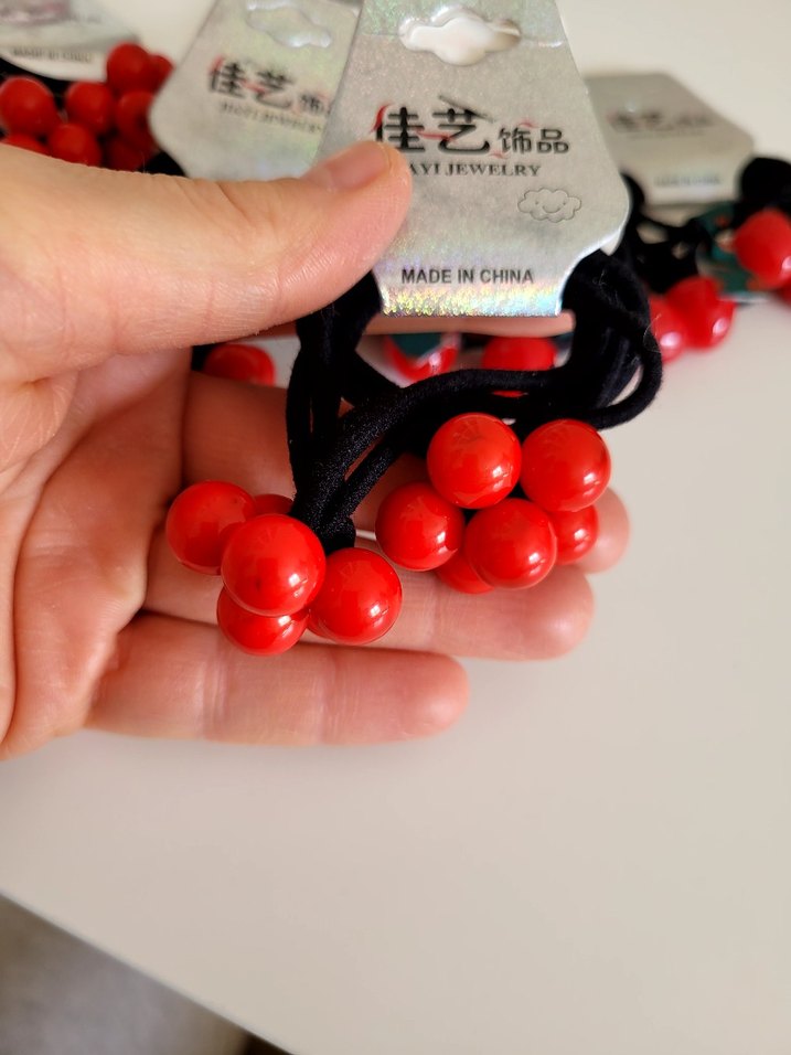 Elastik Kırmızı Boncuklu Saç Lastiği - Görsel 2