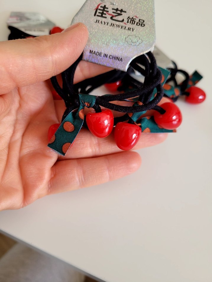 Elastik Kırmızı Boncuklu Saç Lastiği - Görsel 3