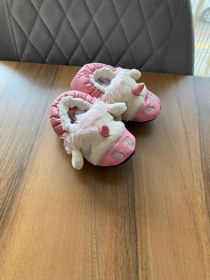 Kız Çocuk Pembe Peluş Ev Terliği - Görsel 3