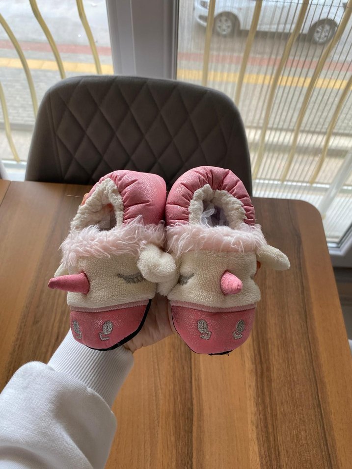 Kız Çocuk Pembe Peluş Ev Terliği - Görsel 4