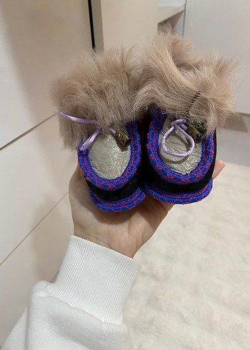 Bohem Tarz Renkli Nakışlı Kürklü Kız Bebek Botu - Görsel 4