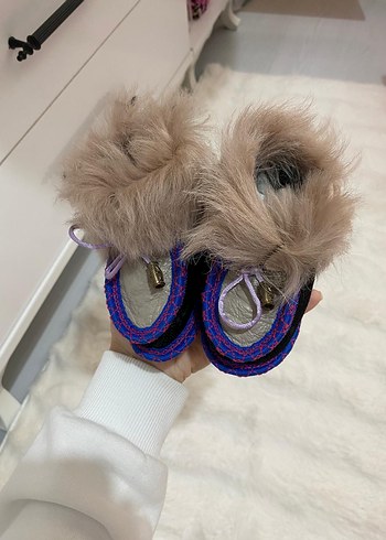 Bohem Tarz Renkli Nakışlı Kürklü Kız Bebek Botu - Görsel 5