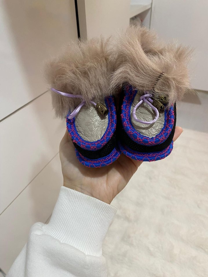 Bohem Tarz Renkli Nakışlı Kürklü Kız Bebek Botu - Görsel 4