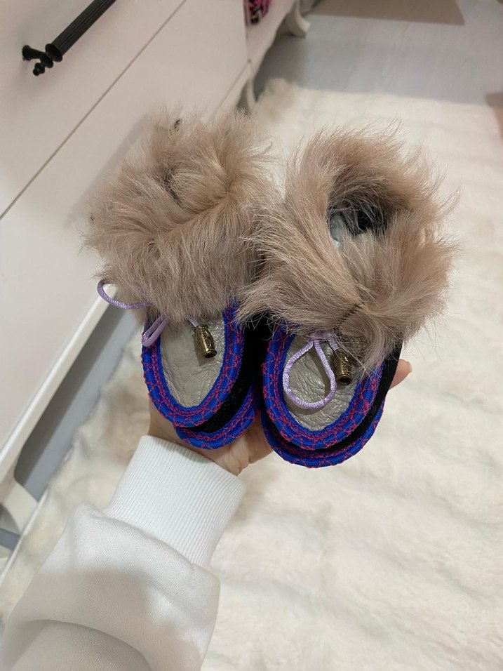 Bohem Tarz Renkli Nakışlı Kürklü Kız Bebek Botu - Görsel 5