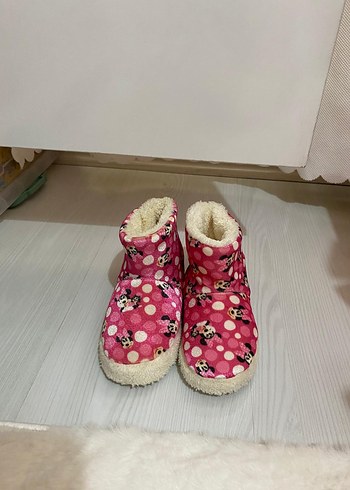 Kız Çocuk Pembe Kürklü Sıcak Ev Botu - Görsel 9