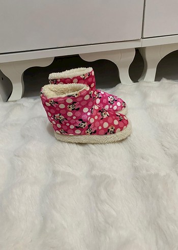 Kız Çocuk Pembe Kürklü Sıcak Ev Botu - Görsel 5