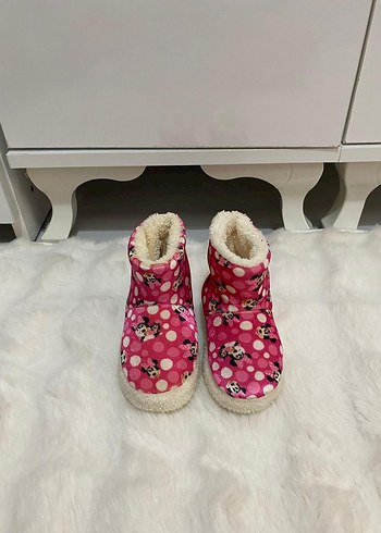 Kız Çocuk Pembe Kürklü Sıcak Ev Botu - Görsel 8