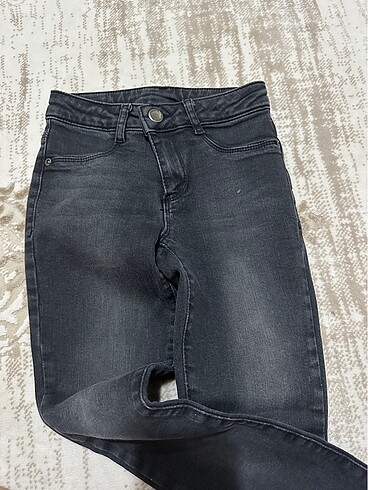 8 Yaş Beden siyah Renk LCW kot pantolon