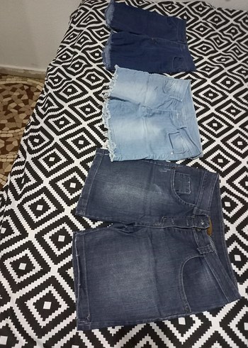 Kadın Lacivert ve Açık Mavi Mini Kot Şort 3lü fiyat 150 tl - Görsel 2