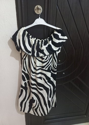 Renkli Bağlamalı Pliseli Uzun Elbise hepsi 200 tl - Görsel 6